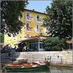 Ika Hotel Icici